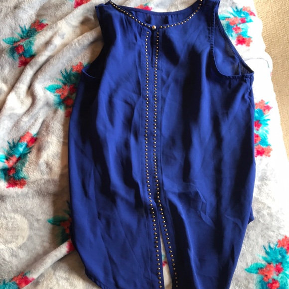 Renee c blue gold detail tank blouse medium - Picture 2 of 2